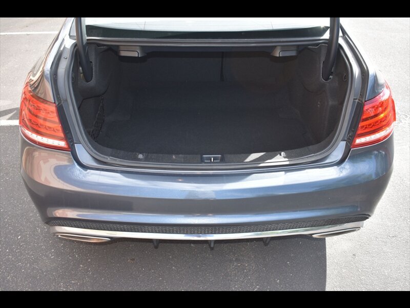 Used 2016 Mercedes-Benz E 400 Coupe image 22