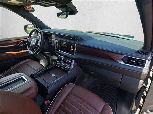 Used 2023 GMC Yukon Denali Ultimate image 22