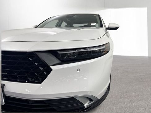 Certified 2023 Honda Accord Touring image 30