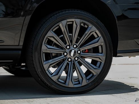 Used 2025 Cadillac Escalade V image 93