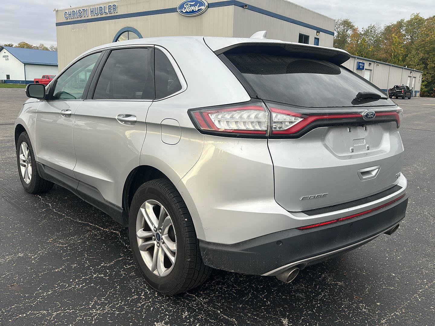 Used 2017 Ford Edge SEL w/ Equipment Group 201A AWD/4WD image 7
