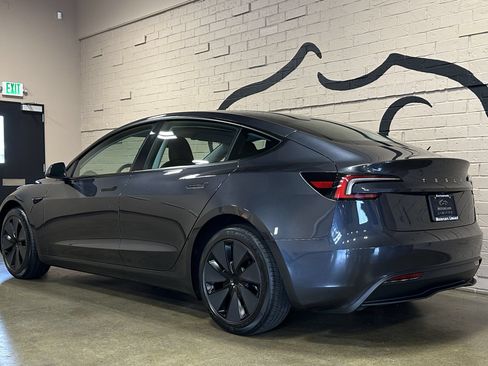 Used 2025 Tesla Model 3 Long Range RWD image 8