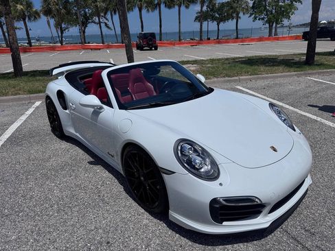 Used 2015 Porsche 911 Turbo S Cabriolet AWD/4WD image 10