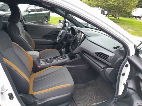 Used 2024 Subaru Crosstrek 2.5i Sport AWD/4WD image 36