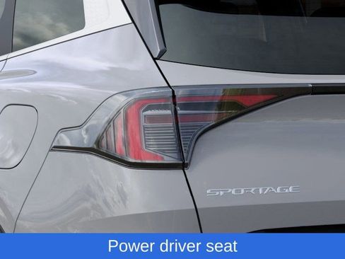 New 2026 Kia Sportage EX image 12