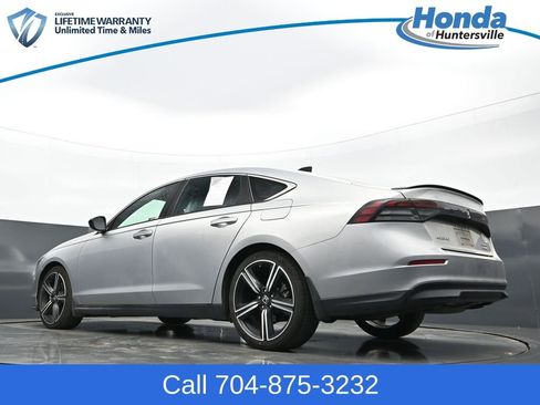 Used 2024 Honda Accord Sport image 27