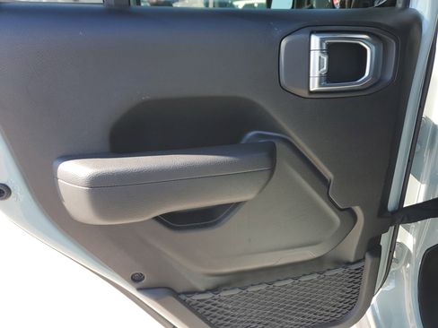 Used 2023 Jeep Wrangler Unlimited Rubicon 4xe w/ Safety Group image 27