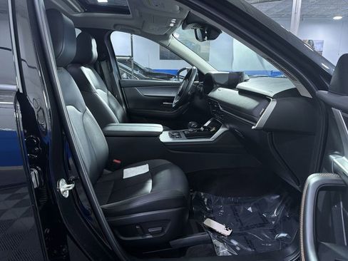 Used 2024 MAZDA CX-90 Plug-In Hybrid w/ Preferred AWD/4WD image 28