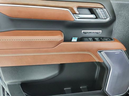 Used 2023 GMC Sierra 1500 Denali Ultimate image 30