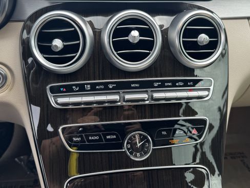 Used 2020 Mercedes-Benz C 300 Cabriolet image 26