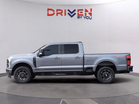 Used 2024 Ford F250 Lariat w/ Sport Appearance Package image 2
