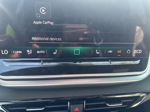 Used 2025 Volkswagen ID.4 Pro image 12