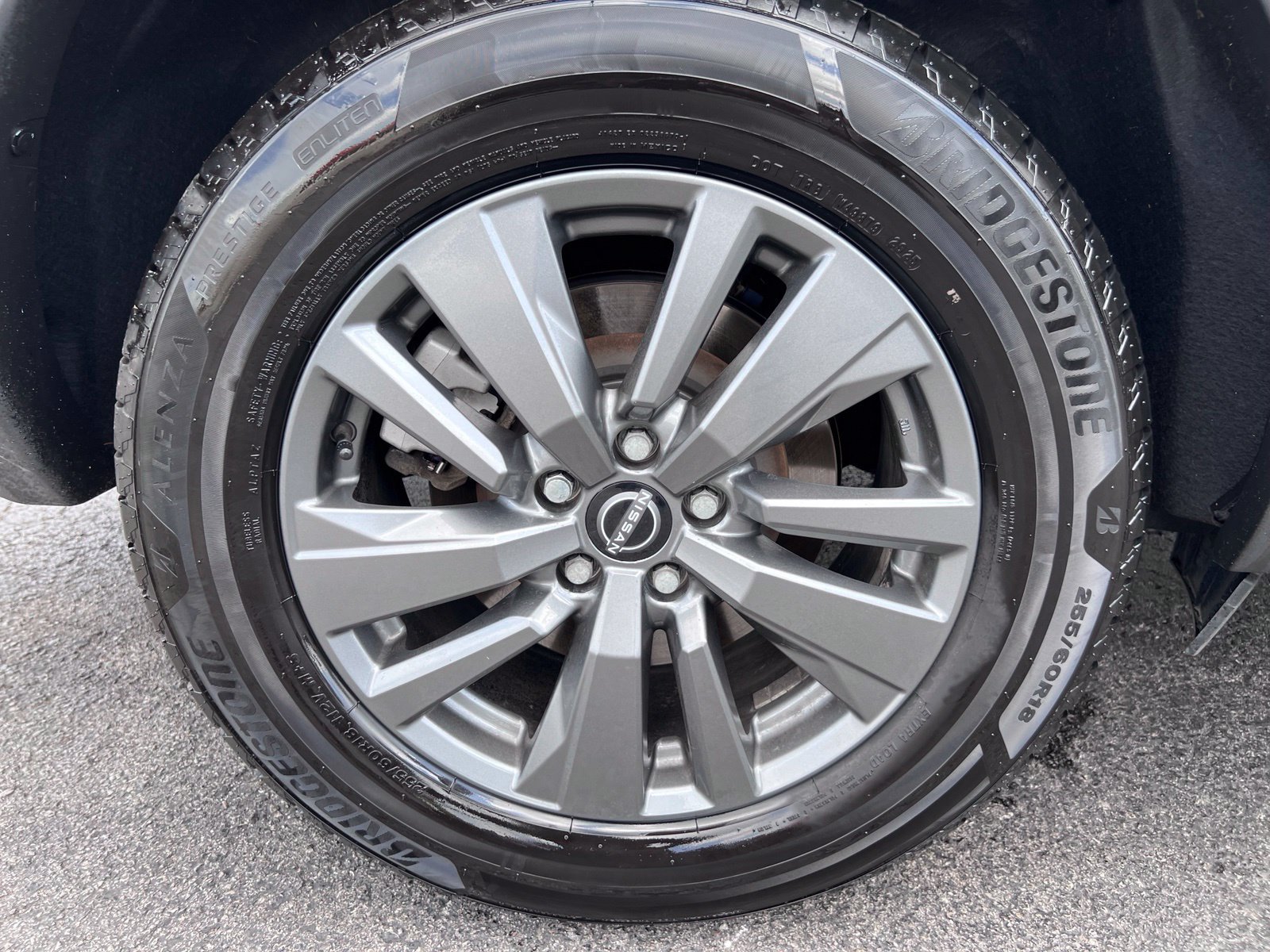 Used 2022 Nissan Pathfinder SV AWD/4WD image 23