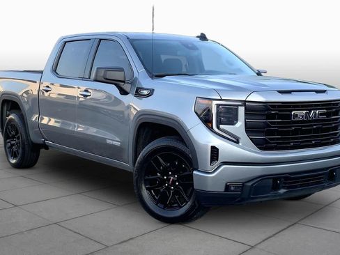 Used 2024 GMC Sierra 1500 Elevation RWD image 3