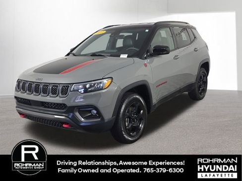 Used 2023 Jeep Compass Trailhawk image 1
