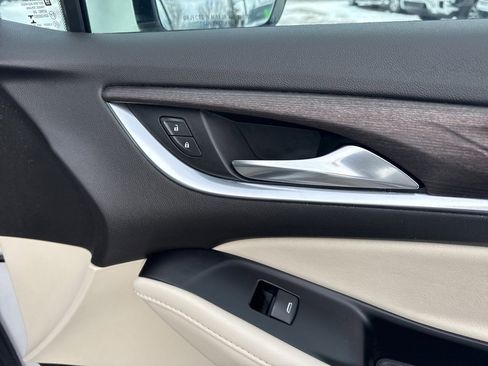 Certified 2022 Buick Enclave Avenir w/ Avenir Technology Package image 51