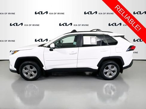 Used 2023 Toyota RAV4 XLE w/ Convenience Package FWD image 4