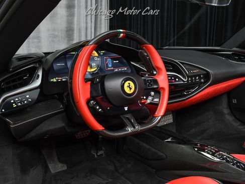 Used 2022 Ferrari SF90 Spider AWD/4WD image 8