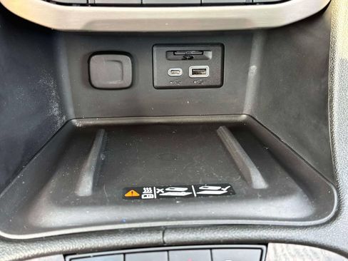 Used 2023 GMC Acadia Denali w/ Denali Technology Package AWD/4WD image 20