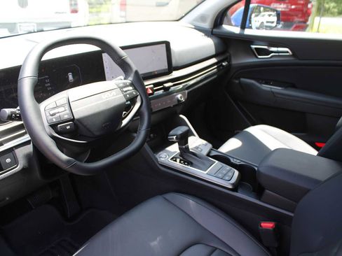 New 2026 Kia Sportage SX image 23