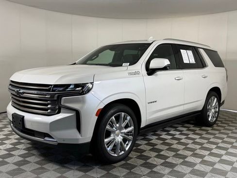 Used 2023 Chevrolet Tahoe High Country AWD/4WD image 2