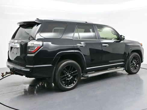 Used 2018 Toyota 4Runner Limited AWD/4WD image 7