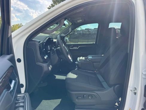 New 2026 GMC Sierra 1500 Elevation w/ LPO, Elevation Black Package image 21