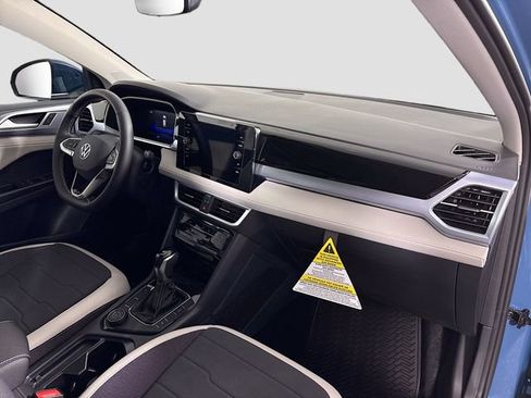 New 2026 Volkswagen Taos SE AWD/4WD image 29