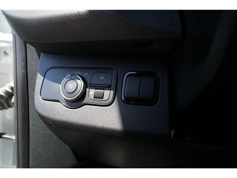 Used 2021 Mercedes-Benz Sprinter 2500 image 19
