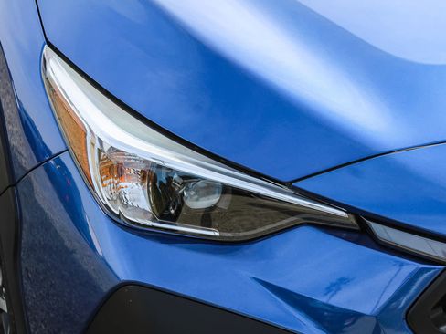 New 2025 Subaru Crosstrek 2.5i Premium image 8