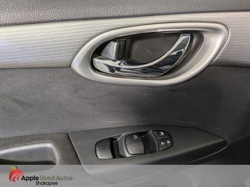 Used 2013 Nissan Sentra SR w/ Driver Pkg image 11