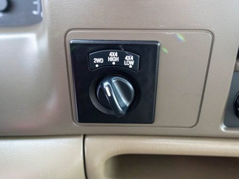 Used 2000 Ford F250 Lariat image 19