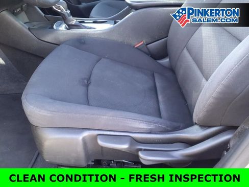 Used 2022 Chevrolet Malibu LS image 11