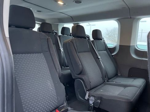 Used 2018 Ford Transit 350 XLT image 17