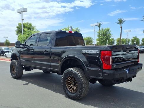 Used 2022 Ford F250 Lariat w/ Tremor Off-Road Package AWD/4WD image 4