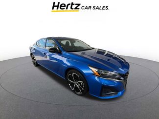 Used 2025 Nissan Altima 2.5 SR video 1