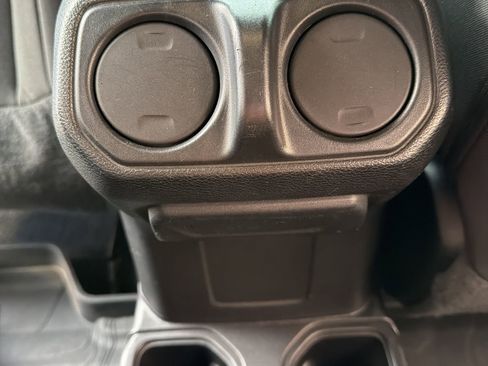 Used 2021 Jeep Wrangler Sport S image 87