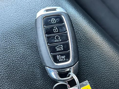 Used 2022 Hyundai Elantra SEL w/ Convenience Package FWD image 24