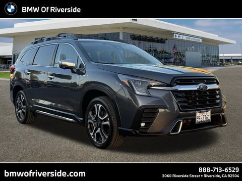 Used 2023 Subaru Ascent Touring image 1