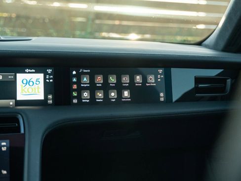 Used 2022 Porsche Taycan Turbo S image 66