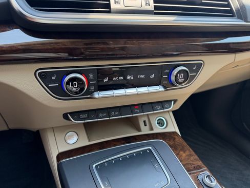 Used 2018 Audi Q5 2.0T Premium Plus AWD/4WD image 22