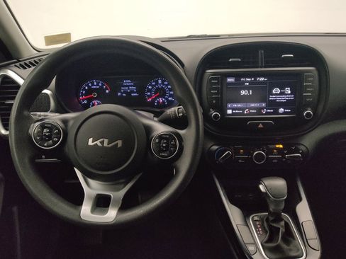 Used 2022 Kia Soul LX w/ Technology Package FWD image 22