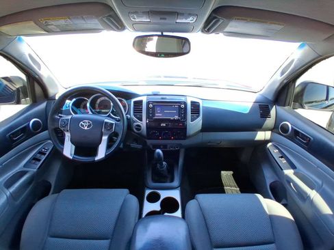 Used 2014 Toyota Tacoma 4x4 Double Cab w/ TRD Off-Road Package image 11