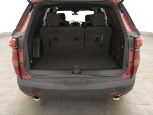 Used 2023 Chevrolet Traverse LT image 29
