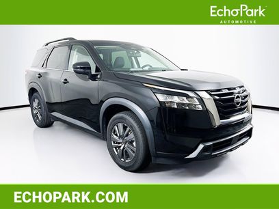 Used 2024 Nissan Pathfinder SV