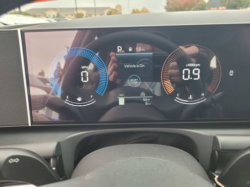 New 2026 Hyundai Tucson SE image 21