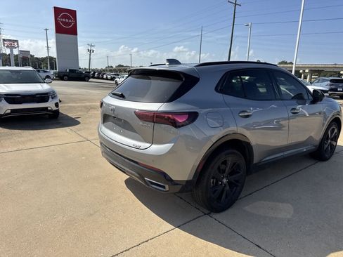Used 2024 Buick Envision Sport Touring AWD/4WD image 18
