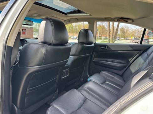 Used 2012 Nissan Maxima 3.5 SV w/ Sport Pkg image 10