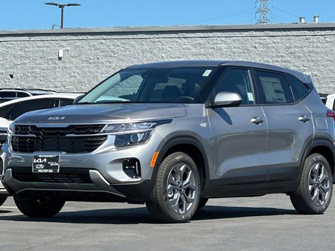 New 2026 Kia Seltos LX image 8