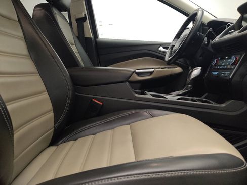 Used 2019 Ford Escape SEL FWD image 21